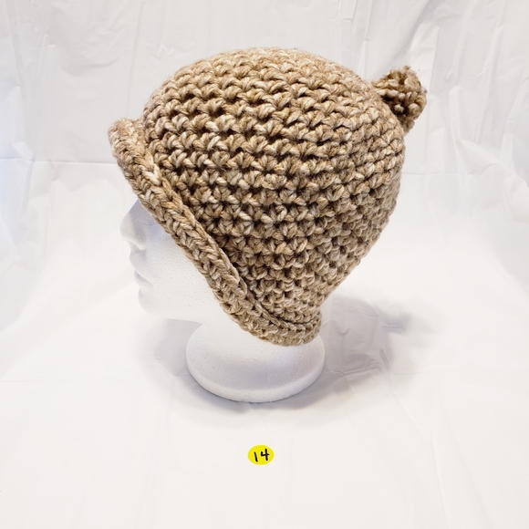 Crocheted hat: #14 - Picture 3 of 5